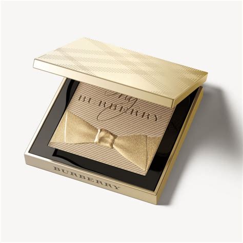 burberry gold glow fragranced luminising powder|BURBERRY Gold Glow Fragranced Luminising Powder.